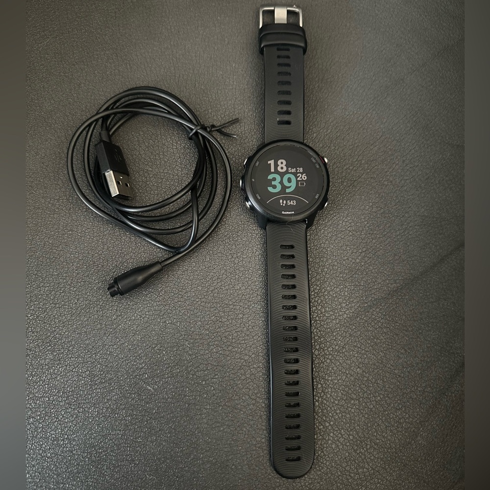garmin Black Silicone GPS Sports Smartwatch with Charging Cable